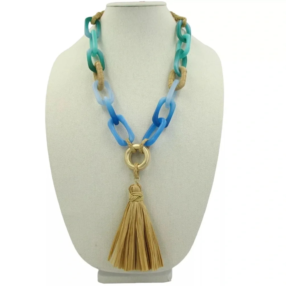 Chico’s Acrylic Link Chain Necklace